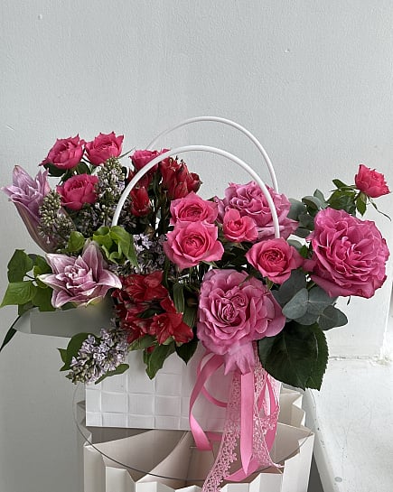 Розовый сад в сумочке с доставкой по Астане