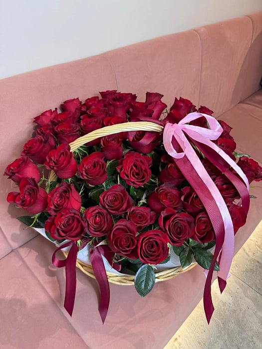 51 red rose in the basket 51 red rose in the basket