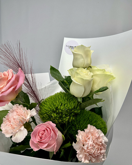 Bouquet of HUNDRED PERCENT flowers delivered to Almaty