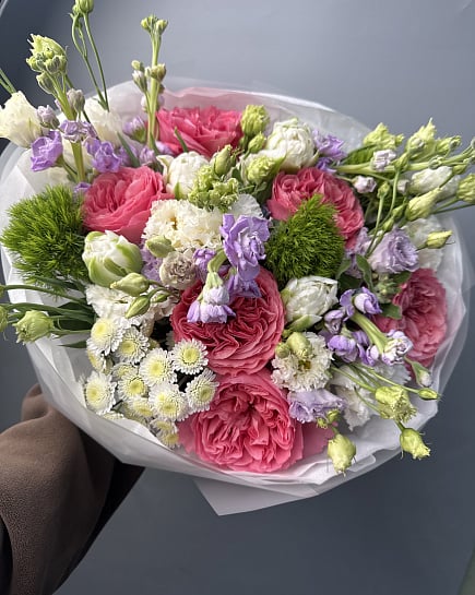 Романтичный микс с пионовидными розами с доставкой по Астане