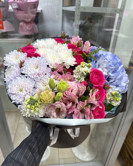 Цветочный микс в пастельных тонах с доставкой по Астане