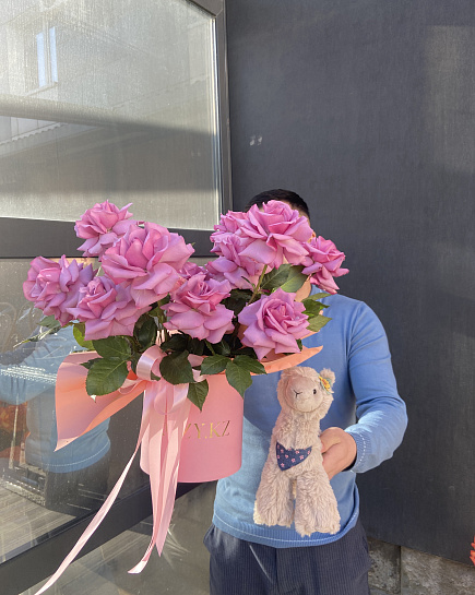 Bouquet of Combo roses with llama flowers delivered to Astana