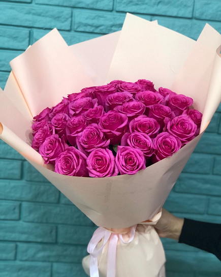 Bouquet of 35 pink roses flowers delivered to Aktau