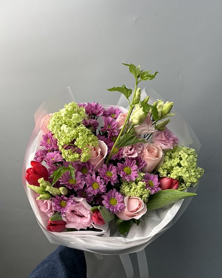 Весенний микс с тюльпанами и эустомой с доставкой по Астане
