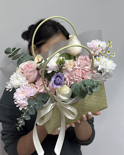 Assembled bouquet with delivery to Astana