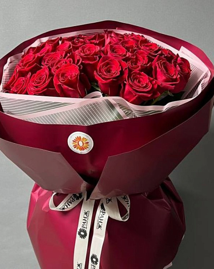 Букет из 35 красных Голландских роз  с доставкой по Алматы