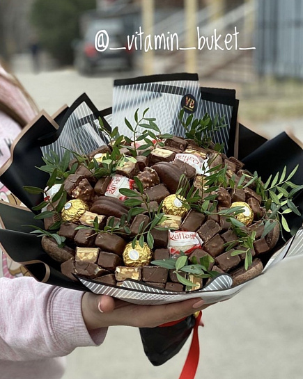 Chocolate bouquet with Ferrero and Rafaello with delivery to Astana