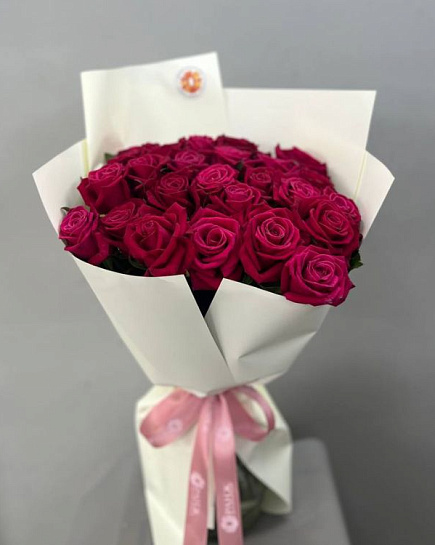 Букет из 25 малиновых роз с доставкой по Алматы