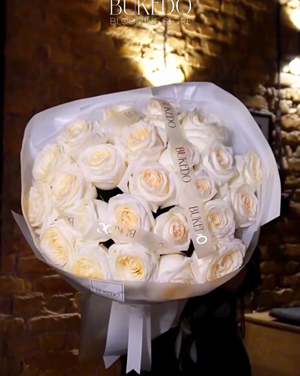 Varietal roses 25 pieces with delivery to Shymkent