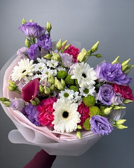 Сиренево-белый микс с герберами и эустомой с доставкой по Астане