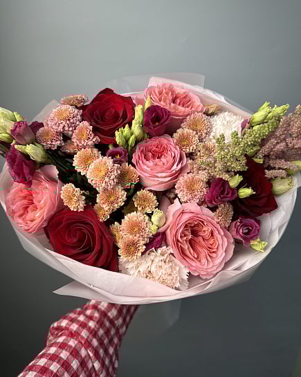 Романтический микс с пионовидными розами с доставкой по Астане