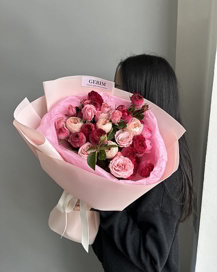 Кустовые розы 7 с доставкой по Астане