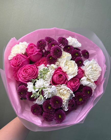 Яркий микс из роз и хризантем with delivery to Astana