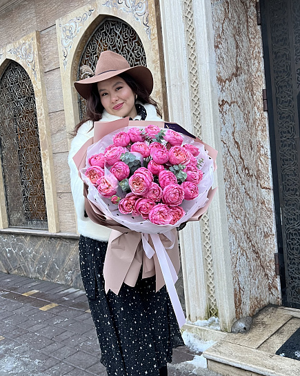 Bouquet of Juliet M flowers delivered to Almaty