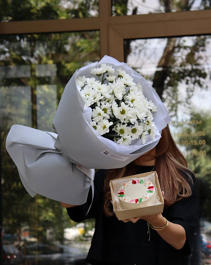 Bouquet of Set with bento cake flowers delivered to Almaty