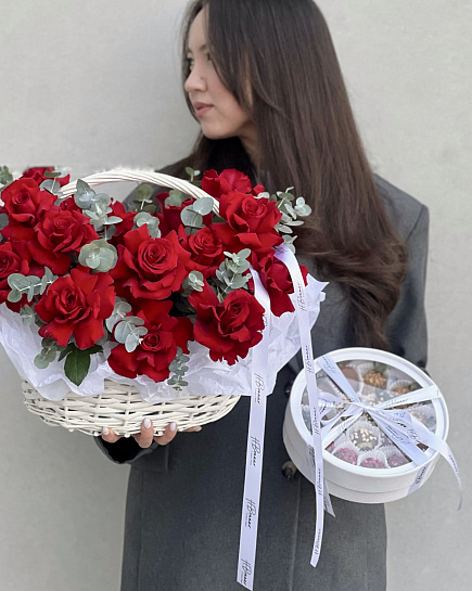 Букет "Rose Passion" с доставкой по Алматы