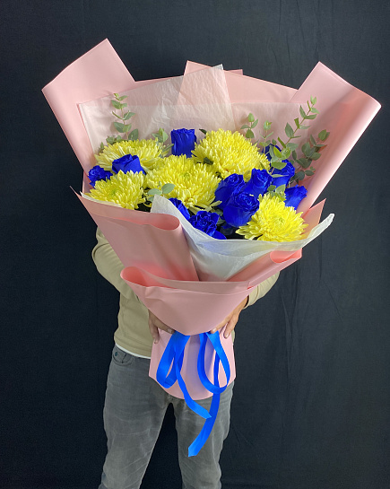 Bouquet of Bouquet blue-yellow flowers delivered to Taraz