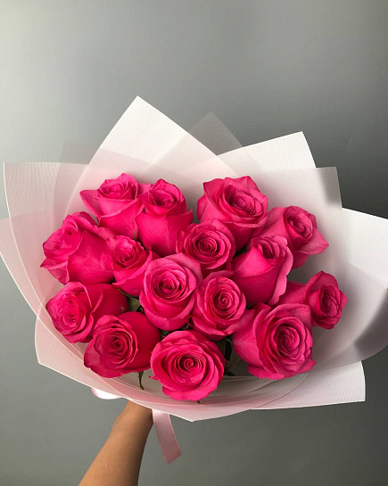 Bouquet of 15 roses (to the florist's taste) with delivery to Almaty