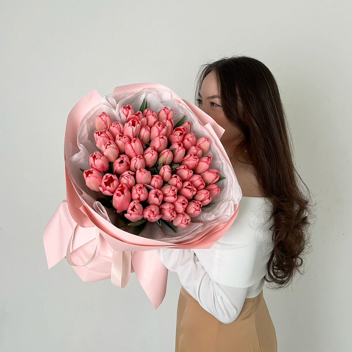 51 розовый тюльпан