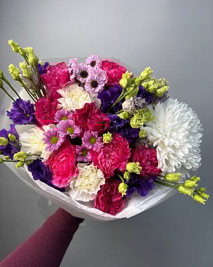 Яркий микс из хризантем и эустомы с доставкой по Астане
