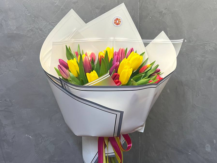 Bouquet of 35 tulips Mix