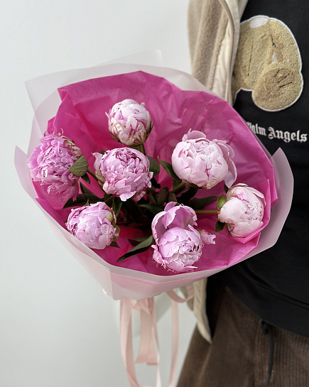 Bouquet of 7 Dutch peonies flowers delivered to Astana