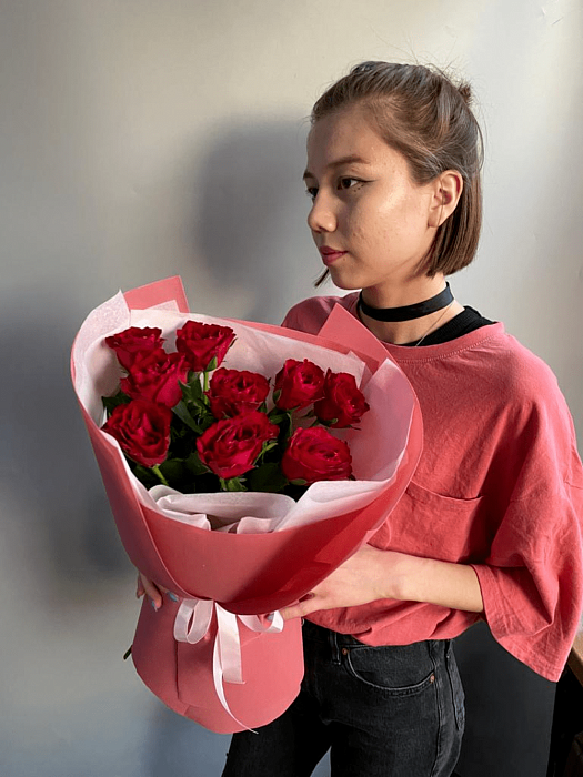 9 red roses 40-50cm