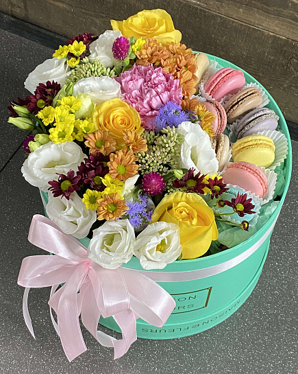 Bouquet of Sweet compliment flowers delivered to Kapchagay