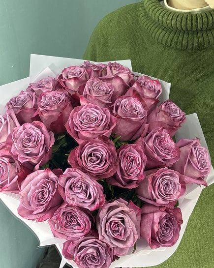 Сиреневый бархат: букет из роз сорта Memory Lane с доставкой по Астане