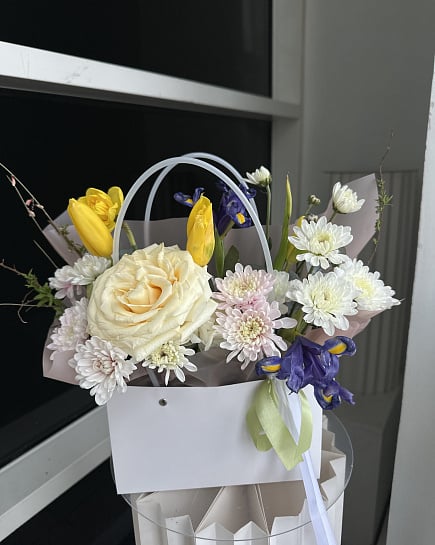 Весенний микс в сумочке с доставкой по Астане