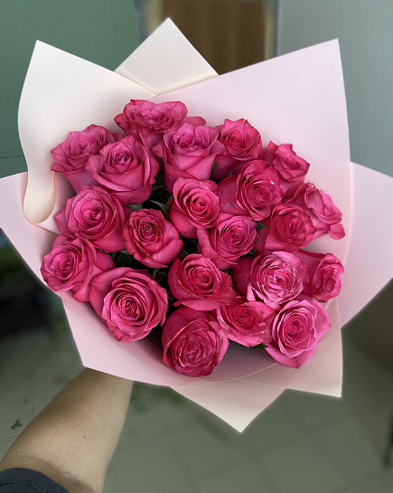 Bouquet of Pink roses flowers delivered to Rudniy