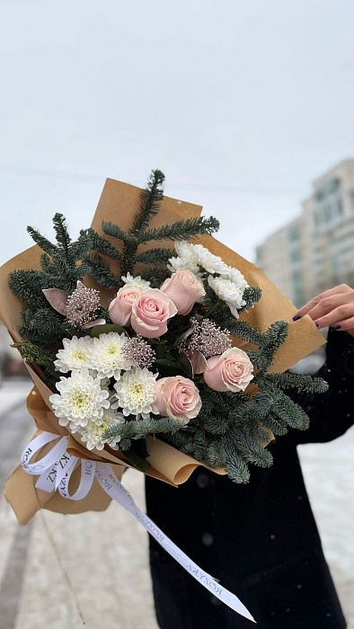Bouquet mix with branches of nobilis