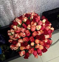 Букет из ярких роз "Пламя любви"