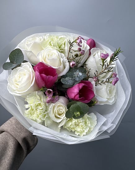 Бело-розовая гармония с тюльпанами с доставкой по Астане