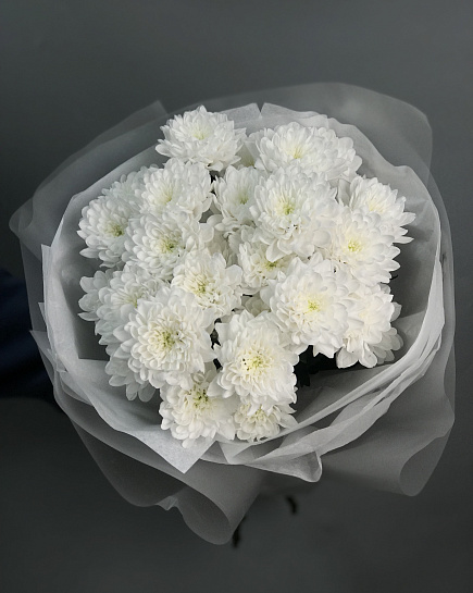 Delicate bouquet 5 pcs with delivery to Astana