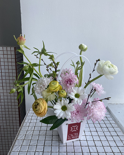 Assembled bouquet with delivery to Astana