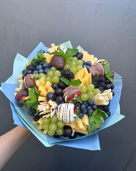 Bouquet of Berry bouquet with cheese flowers delivered to Astana