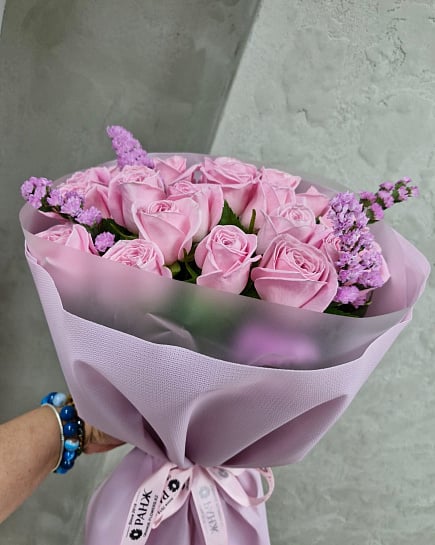 Розовое очарование с акцентами статицы with delivery to Almaty
