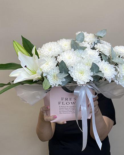 Bouquet of Handbag with lily, 2 flowers delivered to Astana