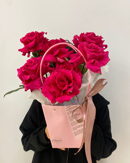 French roses in a handbag with delivery to Astana