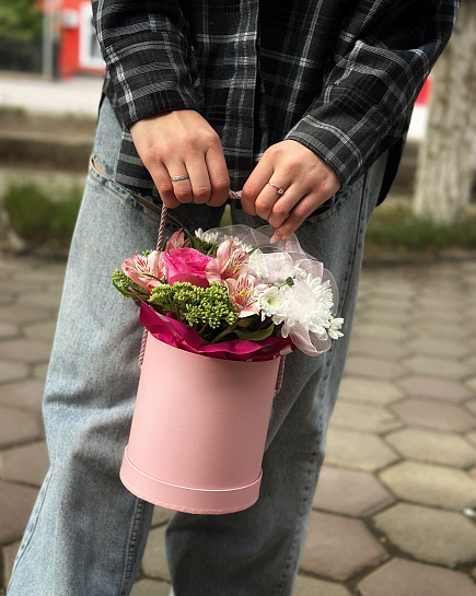 Bouquet of compliment flowers delivered to Karaganda