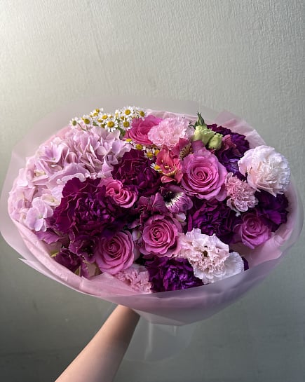 Пурпурный закат: микс из роз и гортензий with delivery to Astana
