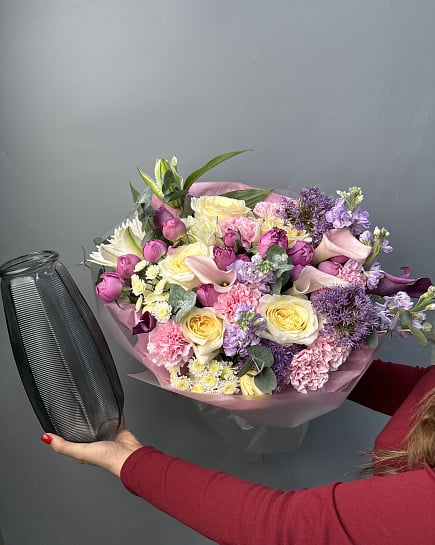 Цветочная палитра нежности с доставкой по Астане