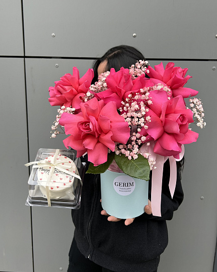 Roses+bento box with delivery to Astana