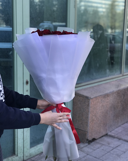 Высокие красные розы (11 шт) с доставкой по Астане