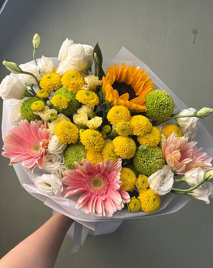 Солнечное настроение с подсолнухами и герберами with delivery to Astana