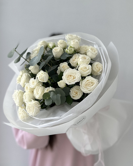 Букет кустовых роз  с доставкой по Астане