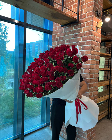 Bouquet of 101 Meter Rosa flowers delivered to Astana