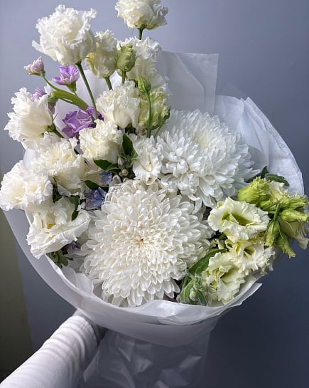 Белоснежная элегантность с эустомой с доставкой по Астане