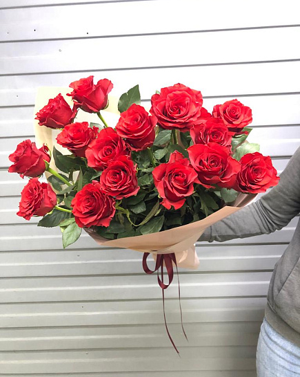 15 roses Holland with delivery to Almaty